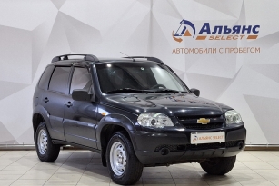 CHEVROLET NIVA