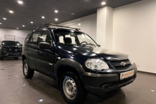 CHEVROLET NIVA