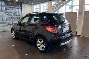 SUZUKI SX4