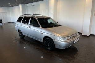 LADA 2111