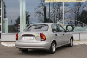 CHEVROLET LANOS