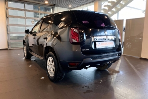 RENAULT DUSTER