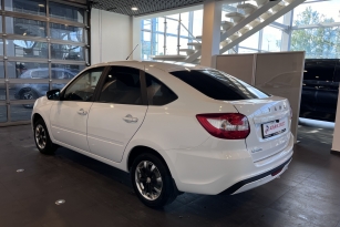 LADA GRANTA