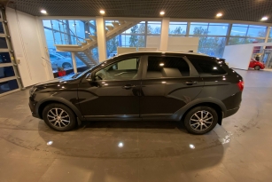 LADA VESTA