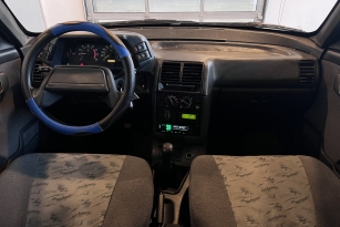LADA 2112