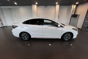 OMODA S5
