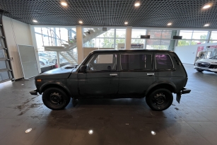 LADA 2131 (4X4)