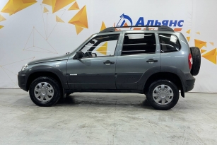 CHEVROLET NIVA