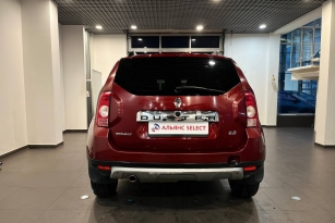 RENAULT DUSTER