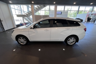 LADA VESTA