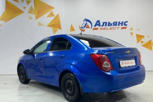 CHEVROLET AVEO