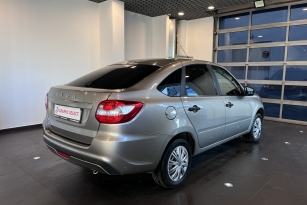 LADA GRANTA