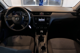 SKODA OKTAVIA