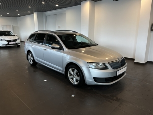 SKODA OKTAVIA