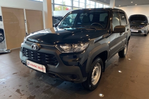 LADA NIVA TRAVEL