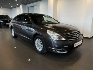 NISSAN TEANA