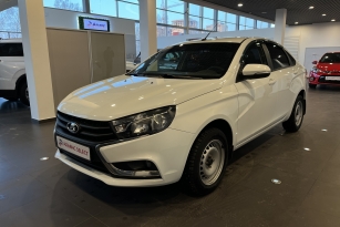 LADA VESTA