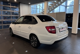LADA GRANTA