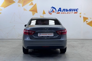 LADA VESTA