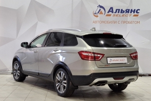 LADA VESTA