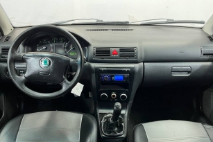 SKODA OKTAVIA