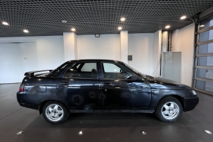 LADA 2110