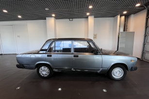 LADA 2107