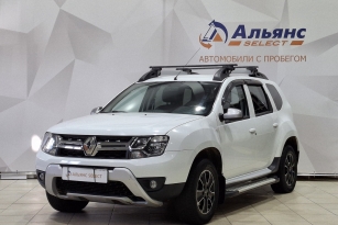 RENAULT DUSTER