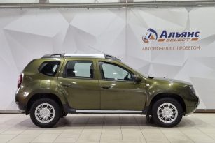 RENAULT DUSTER