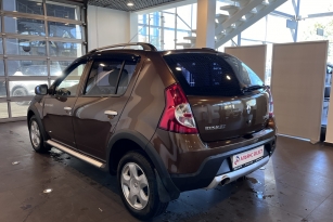 RENAULT SANDERO