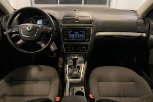 SKODA OKTAVIA