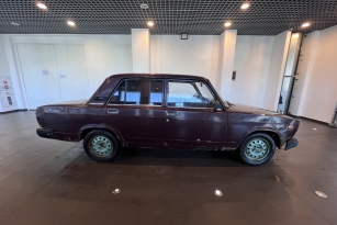 LADA 2107