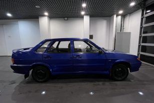 LADA 2115