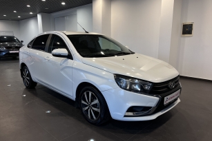 LADA VESTA