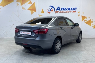 LADA VESTA