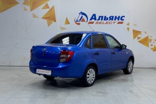 LADA GRANTA