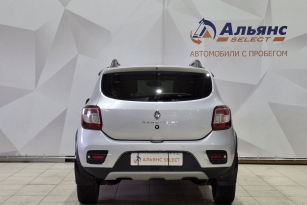 RENAULT SANDERO