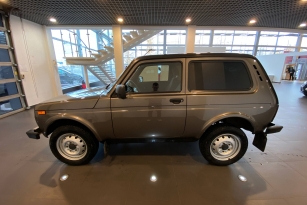LADA 2121 (4X4)