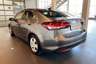 KIA CERATO