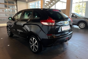 LADA XRAY