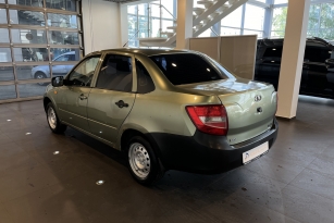 LADA GRANTA