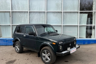 LADA 2121