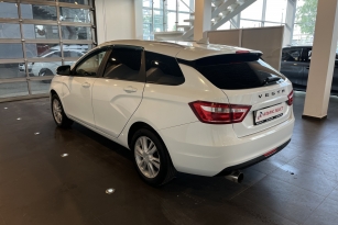 LADA VESTA