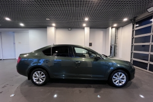 SKODA OKTAVIA