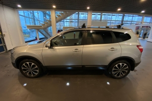 NISSAN QASHQAI+2