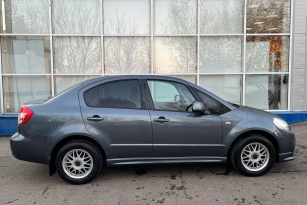 SUZUKI SX 4