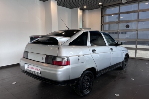 LADA 2112