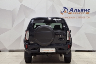 LADA NIVA TRAVEL
