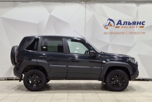 LADA NIVA TRAVEL