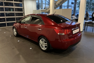 KIA CERATO